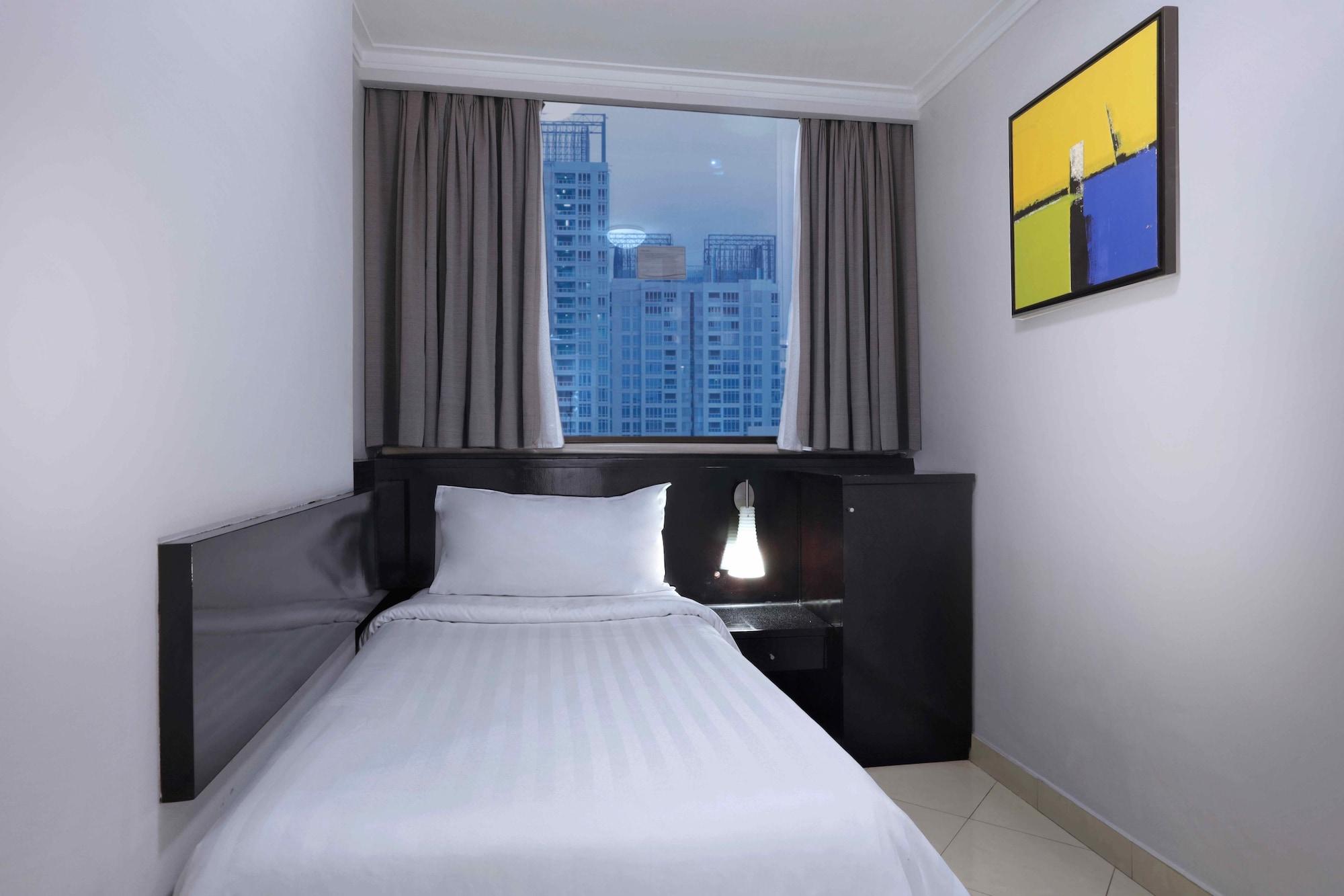 ฮอไรซัน สวีท แอนด์ เรสซิเดนซ์ ราซูนา จาการ์ตา Aparthotel ภายนอก รูปภาพ